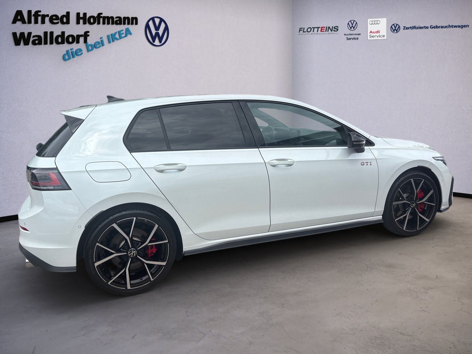 Volkswagen Golf VIII 2.0 TSI GTI DSG AHK NAVI LEDER ACC foto 4