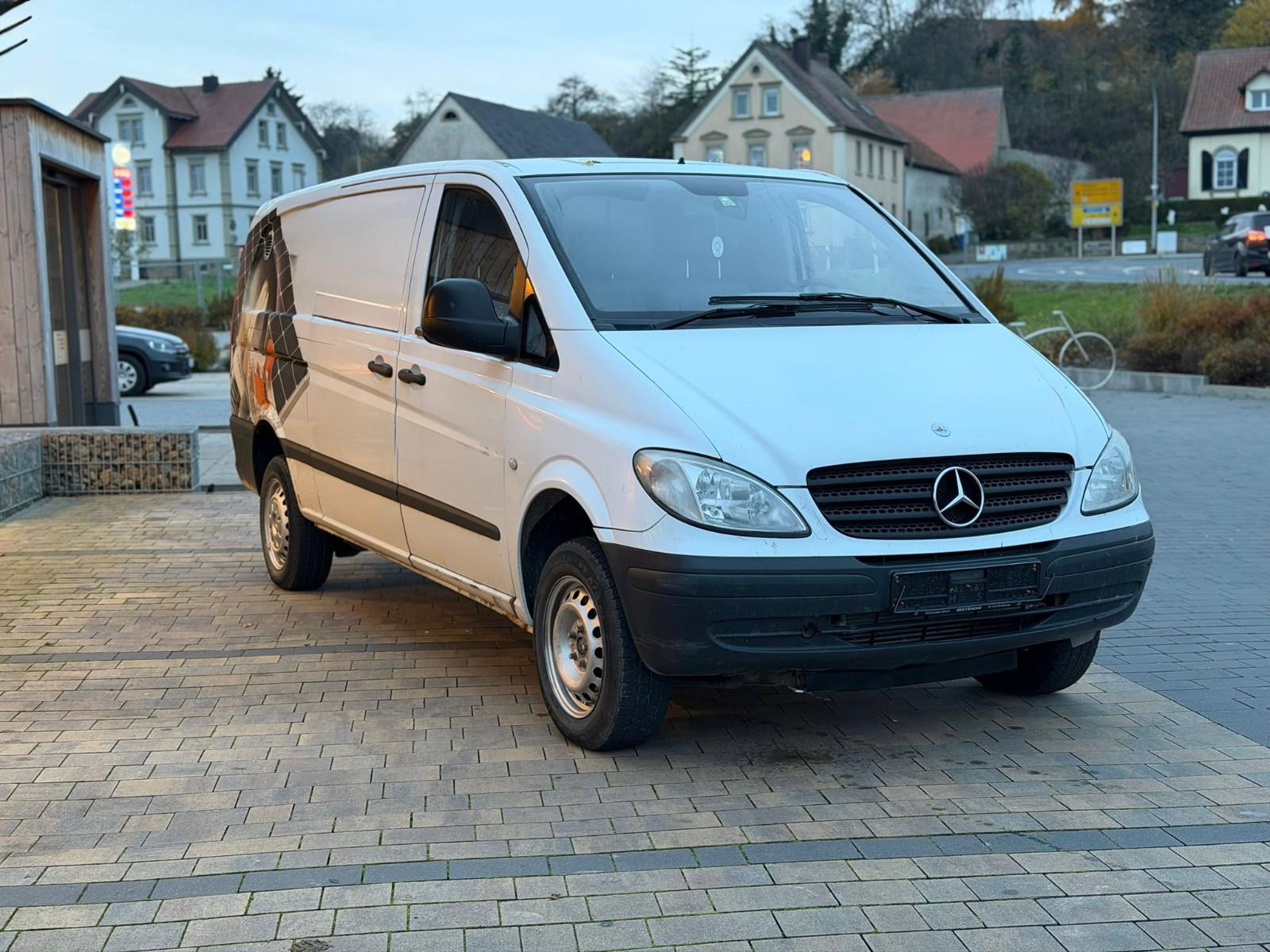 Mercedes-Benz Vito 111**ALLRAD*Flügeltüren hinten*NEUER MOTOR*