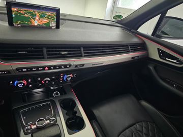 Audi Q7 - 11