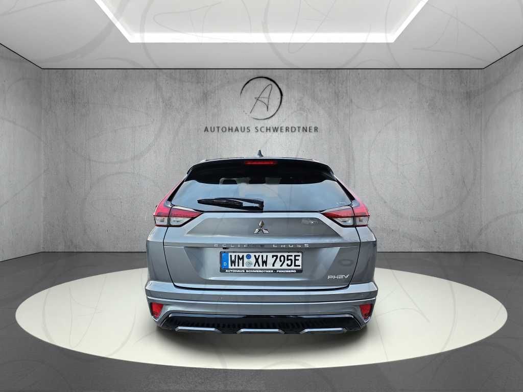 Fahrzeugabbildung Mitsubishi Eclipse Cross Plug-in Hybrid 2.4 Select 4WD