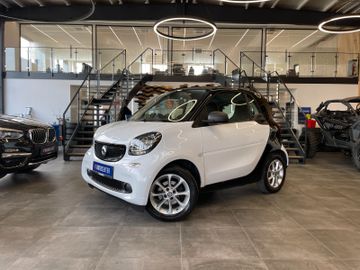 Smart ForTwo coupe 52kW *19%MwSt*MFL*NAVI*SHZ*