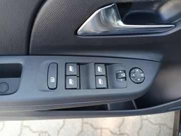 Fotografie 14 des Opel Corsa F Kamera LED Sitzheizung Allwetterreifen