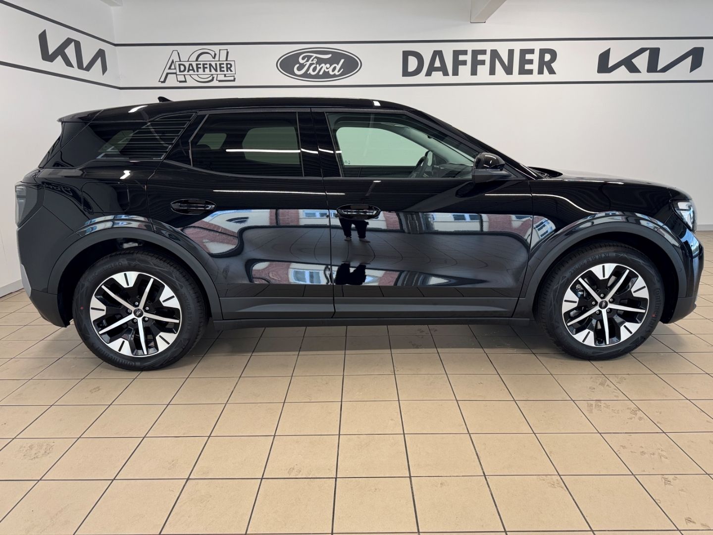 Fahrzeugabbildung Ford Explorer RWD LED Kamera Spurhalteass.