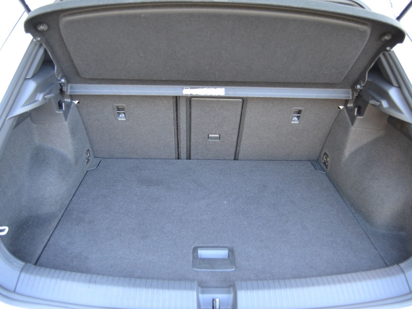 T-Roc 1.0 TSI United PLUS-PAKET/AHK/18-ZOLL/LED/