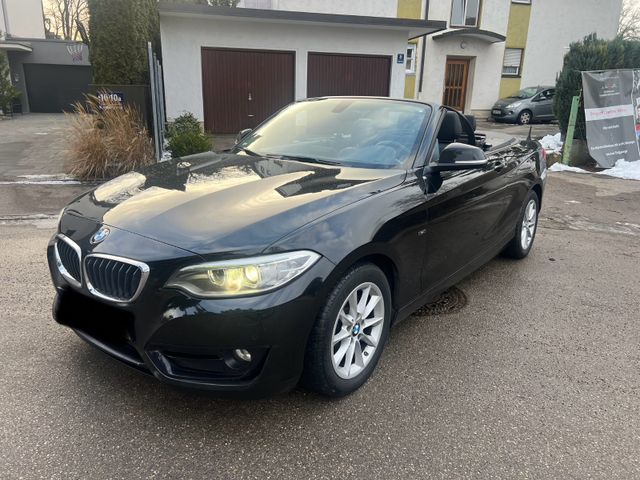 BMW 220 d Cabrio *Sport*Vollleder Sitze*LED Lichter*