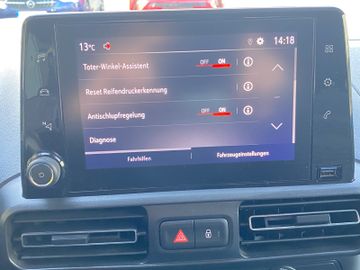 Bild 15 Opel COMBO LIFE ELEGANCE 5-SITZE