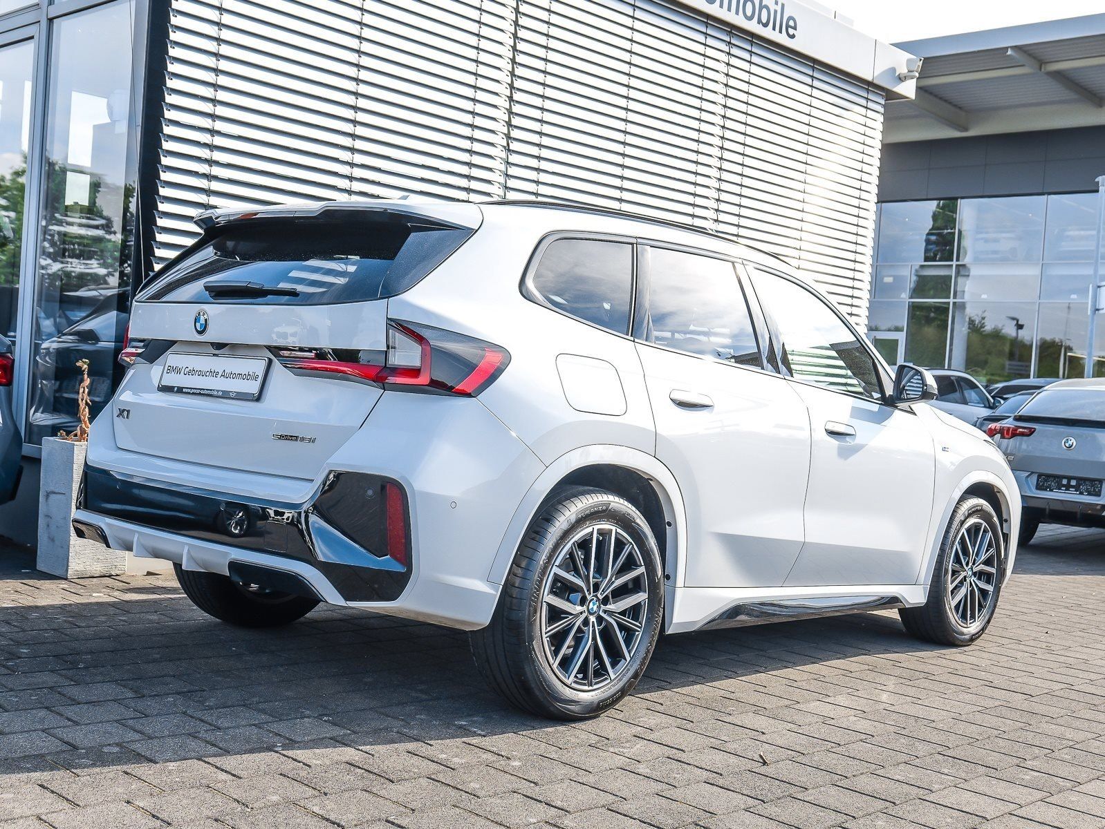 BMW X1 sDrive18i M Sport HUD ACC RFK NAVI LED foto 2