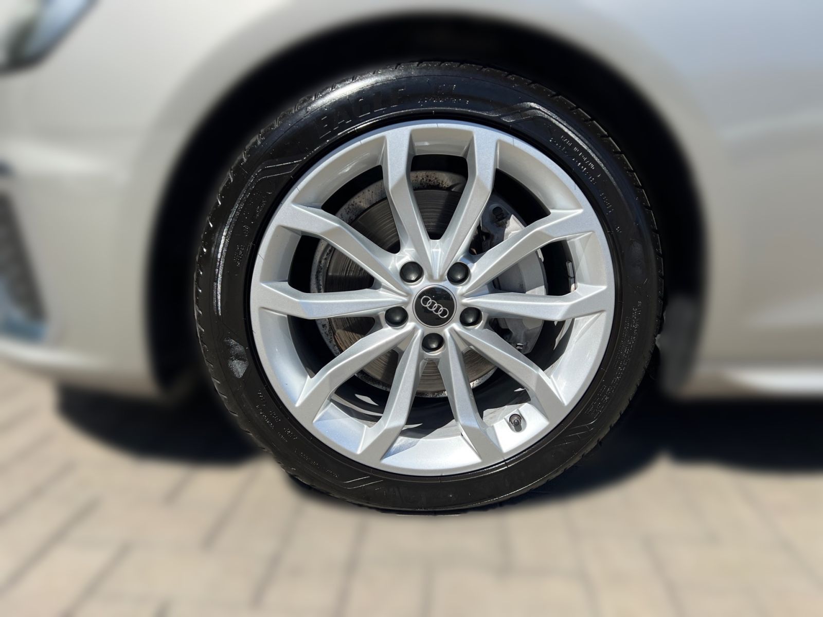 Audi A4 - Bild 3