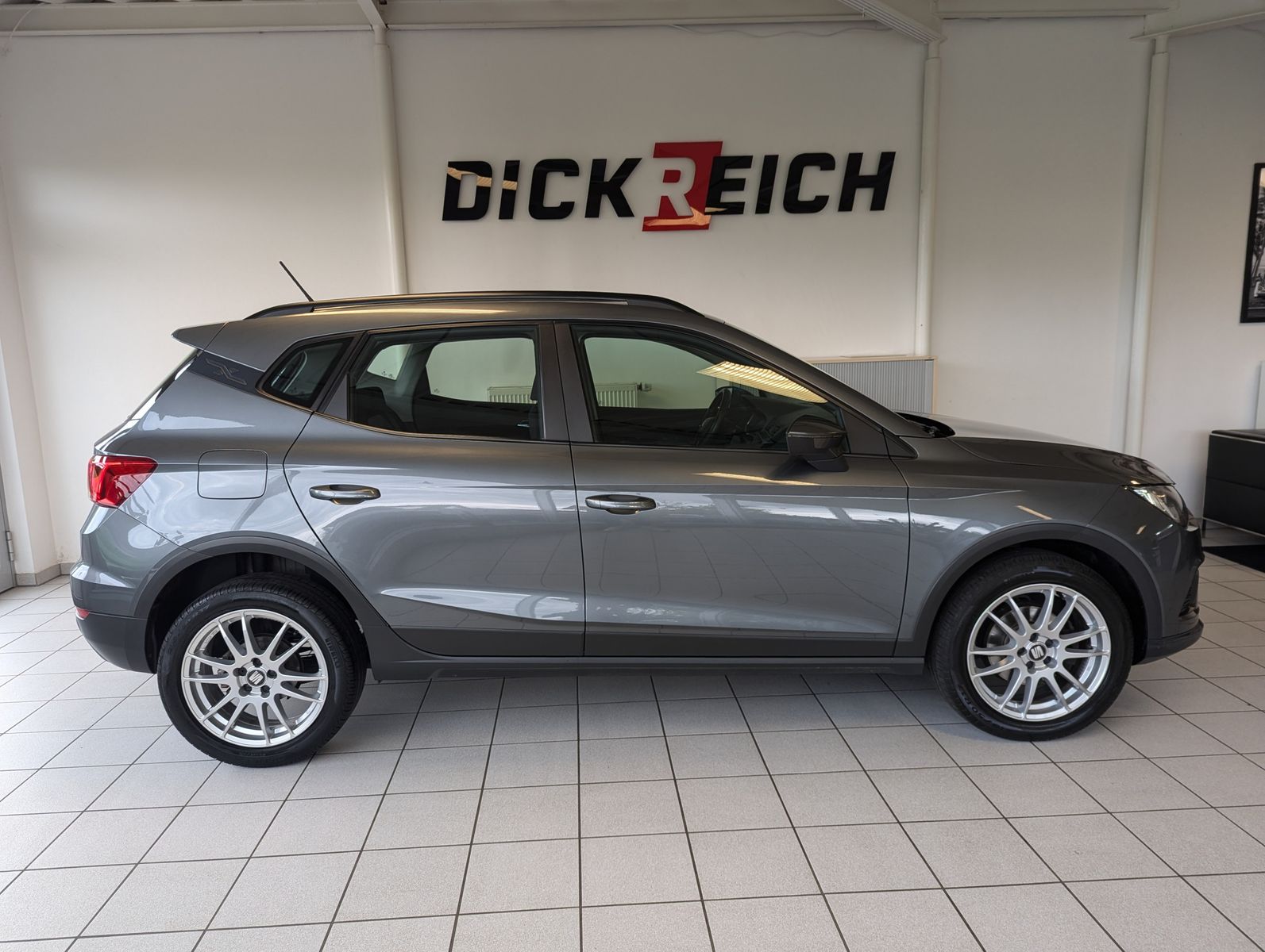 SEAT Arona 1.0 TSI Style Full Link Winter-Paket AHK - Image 8