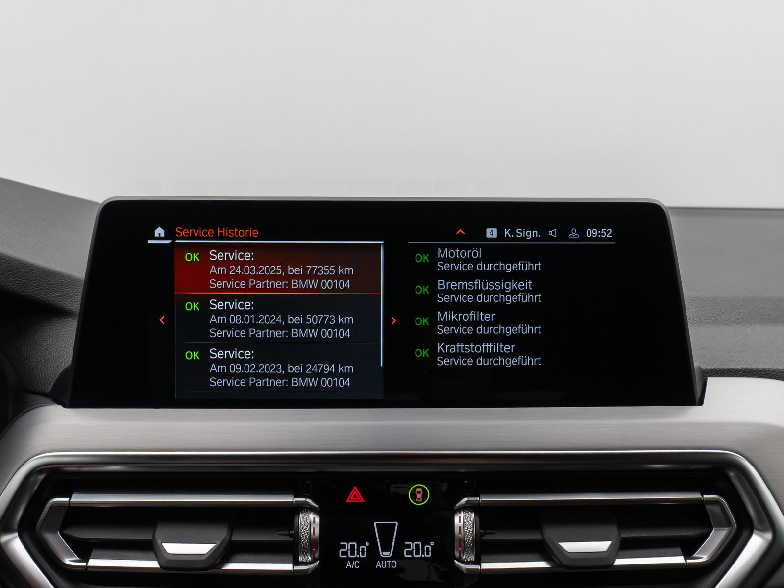 Fahrzeugabbildung BMW X4 xD20d Kamera DAB Lenkrhzg AHK Sport 20Zoll