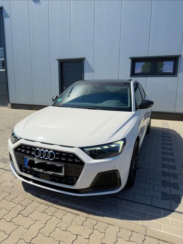 AUDI A1 30 TFSI S tronic S line Sportback S line