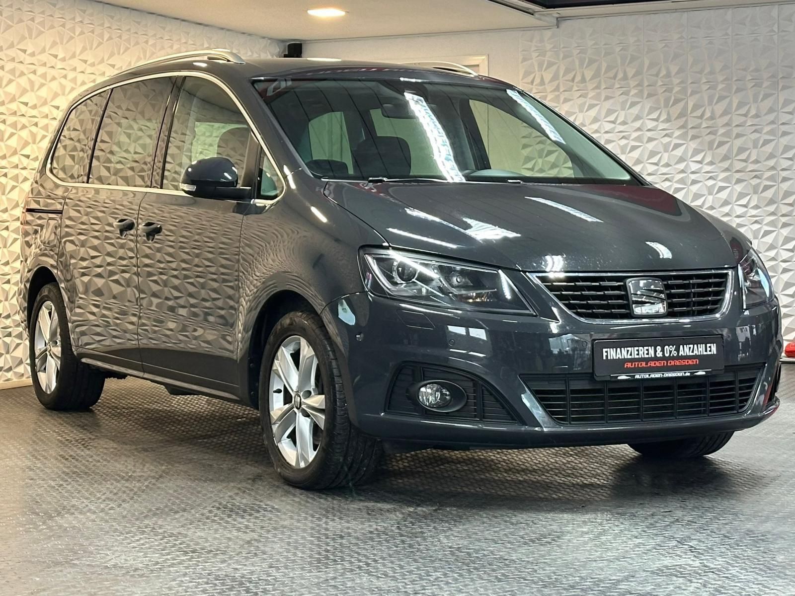 SEAT Alhambra 2.0TDI XCELLENCE* BIXEN#SHZ#AHK#KEYLESS - Image 2