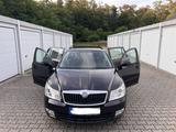 Skoda Octavia II Combi Diesel Combi 1.6 TD... - Skoda Octavia aus 2012 mit Diesel-Antrieb: Kombi, 1.6
