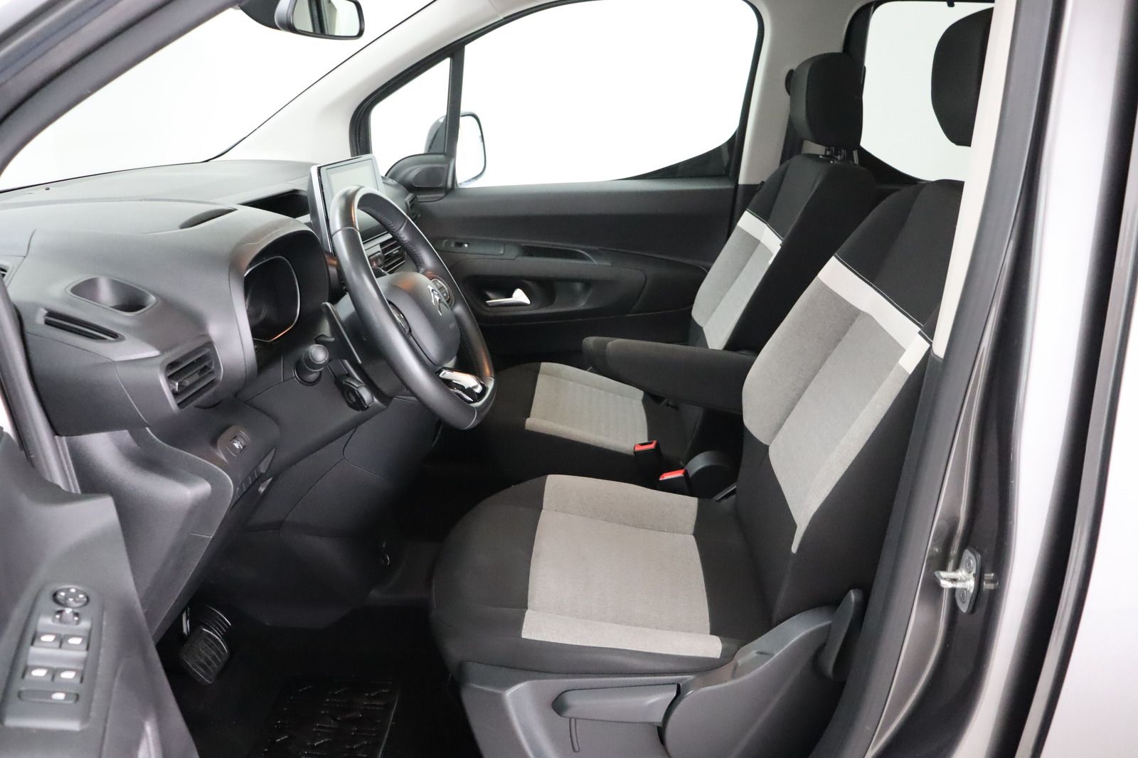 Fahrzeugabbildung Citroën Berlingo 1.Hand * wenig km MPV Shine M