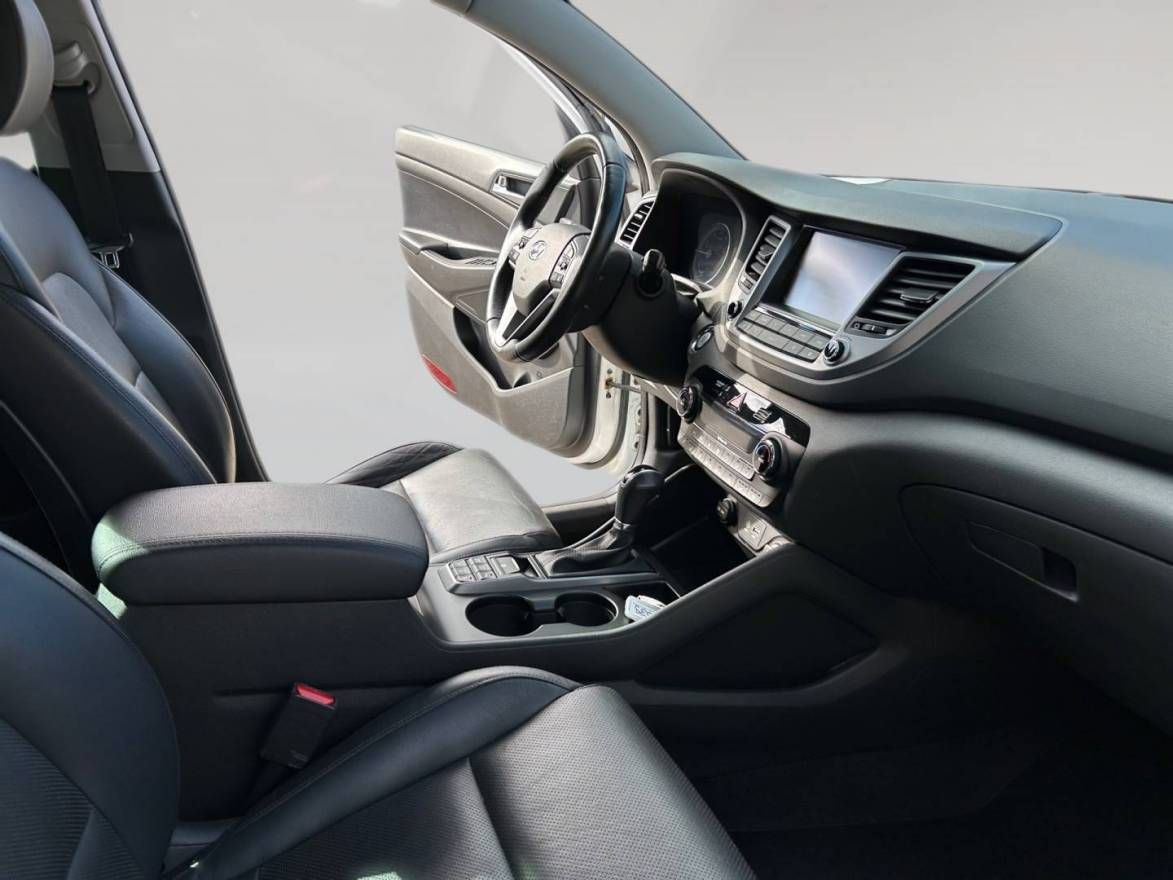 Fahrzeugabbildung Hyundai TUCSON 1.6 GDi Turbo 7-DCT 4WD Premium, Sicherhe