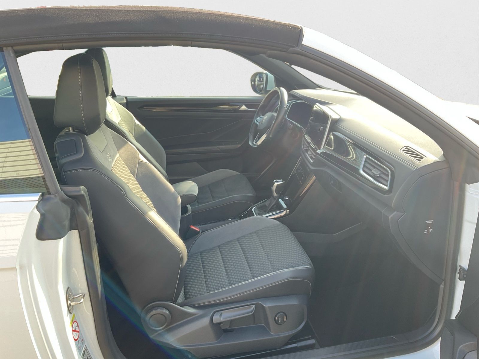 Volkswagen T-Roc - Bild 15