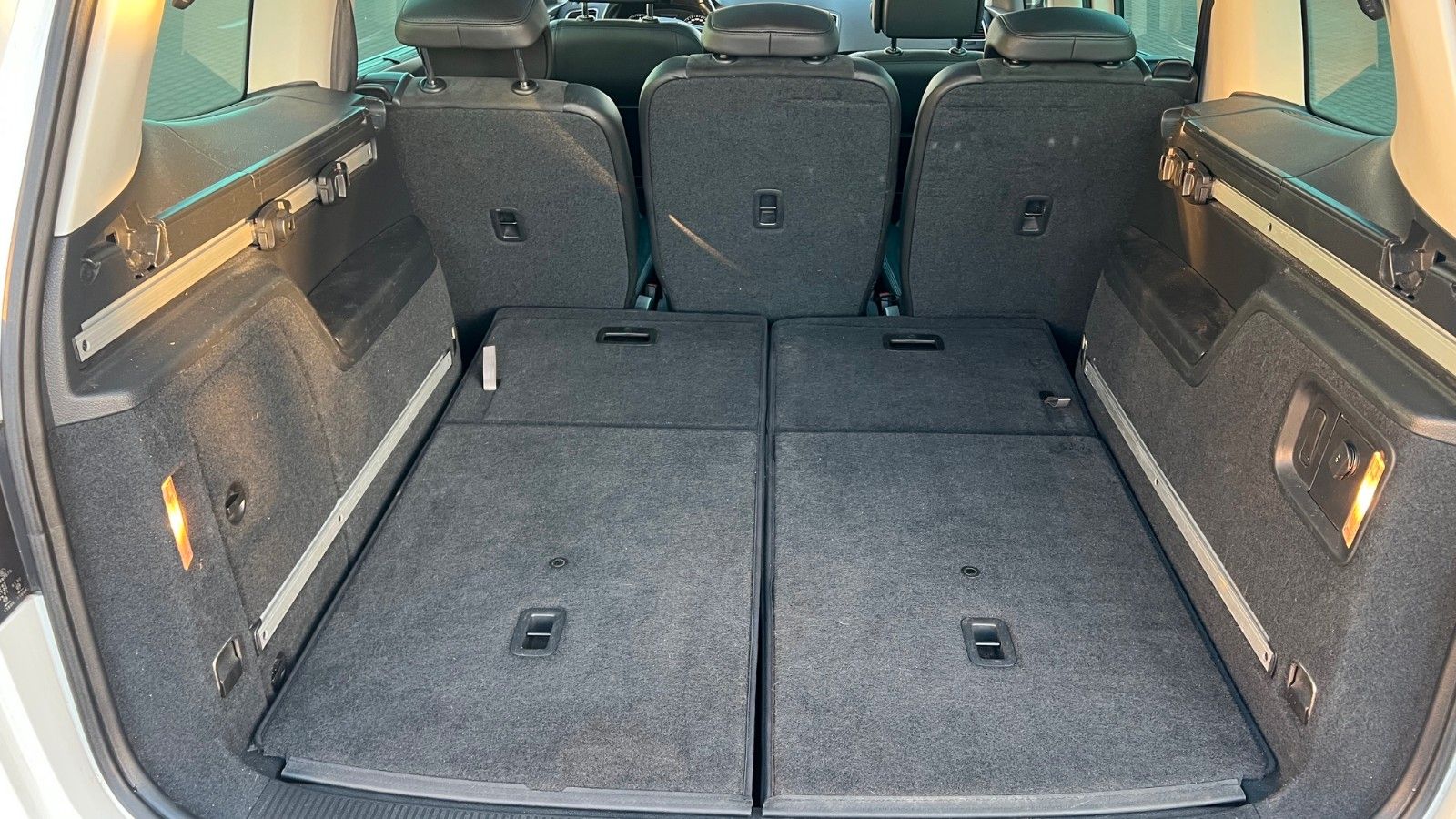 Fahrzeugabbildung SEAT Alhambra Style Plus