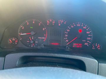 صورة 6 لـ 1999 AUDI A6