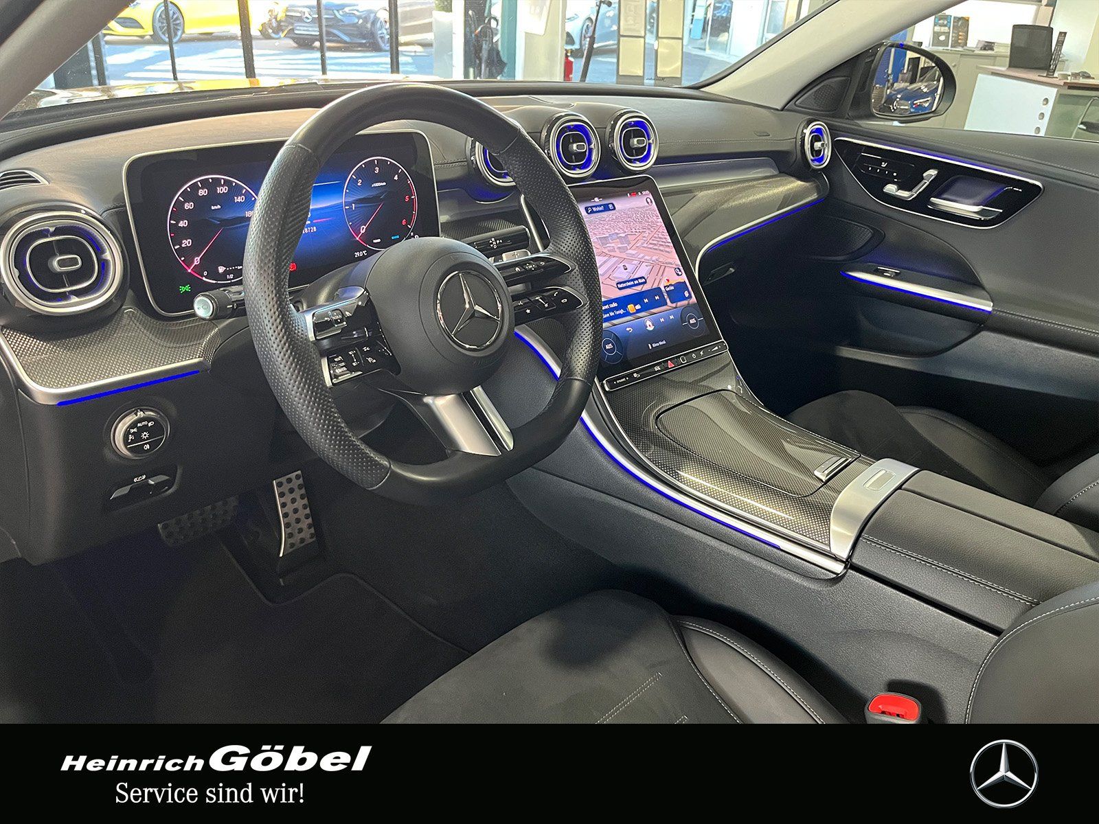 Fahrzeugabbildung Mercedes-Benz C 220 d AMG+DIGITAL.L+360°+MEMORY+CARPLAY+TOTWKL
