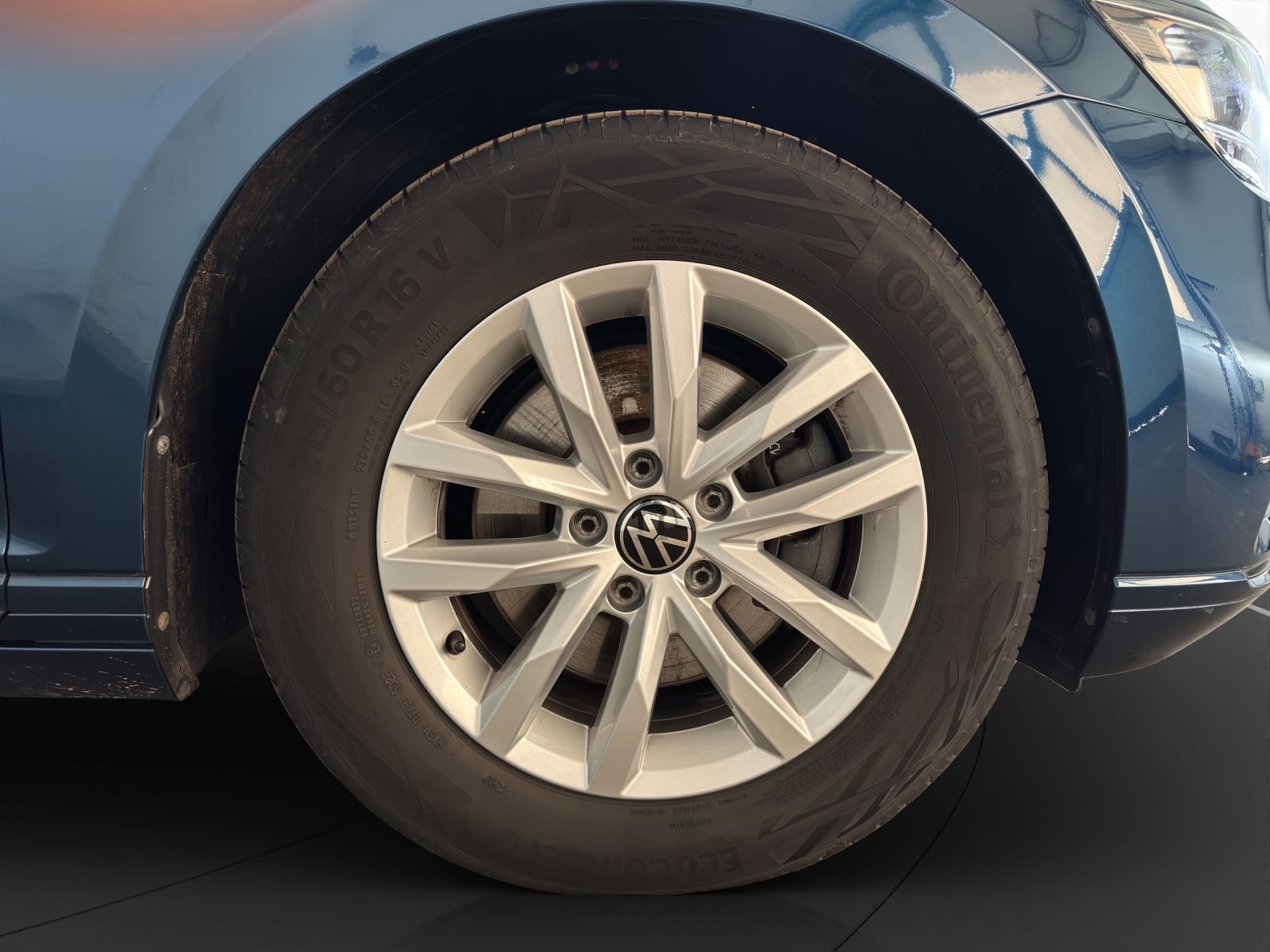 Volkswagen Passat Variant - Bild 13