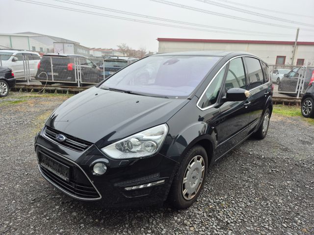 Ford S-Max S-MAX Titanium Xenon,Navi,7 Sitze,Panorama