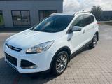 Ford Kuga 2,0 TDCi 4x4 120kW Titanium PowerShift - Autos mit Allradantrieb bis 15.000 Euro