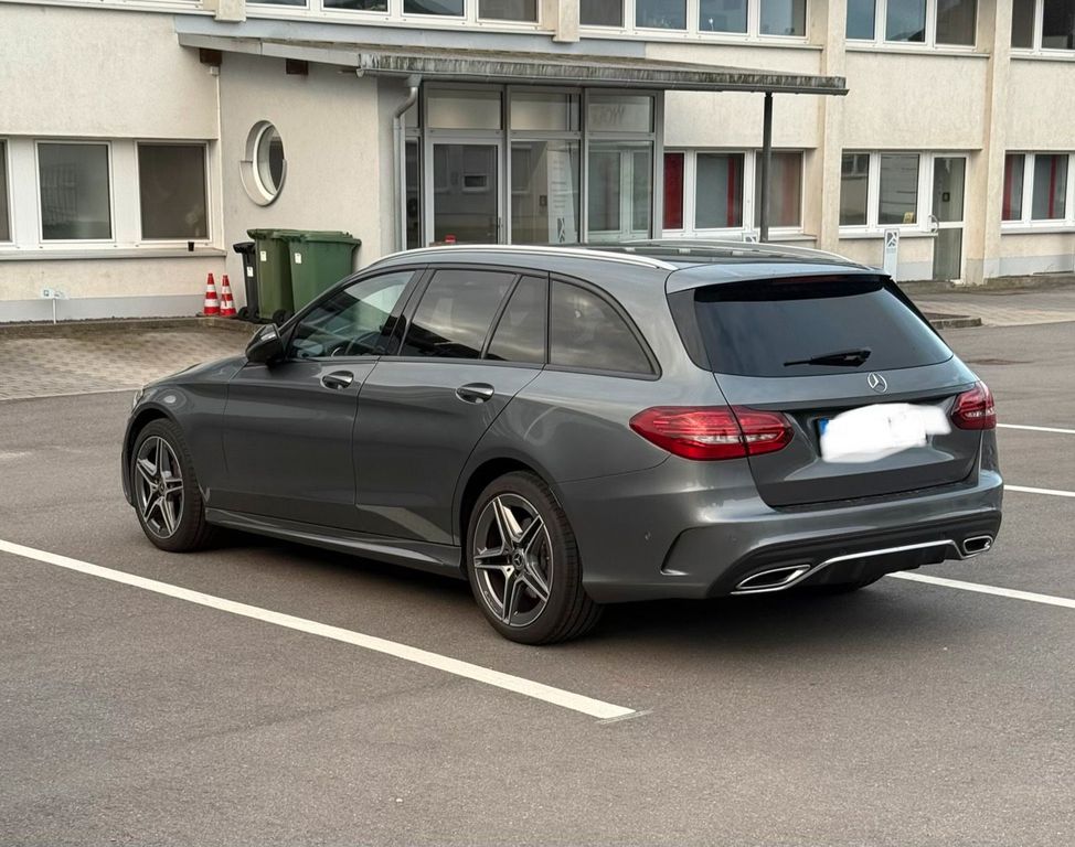 Image of Mercedes-Benz C 220