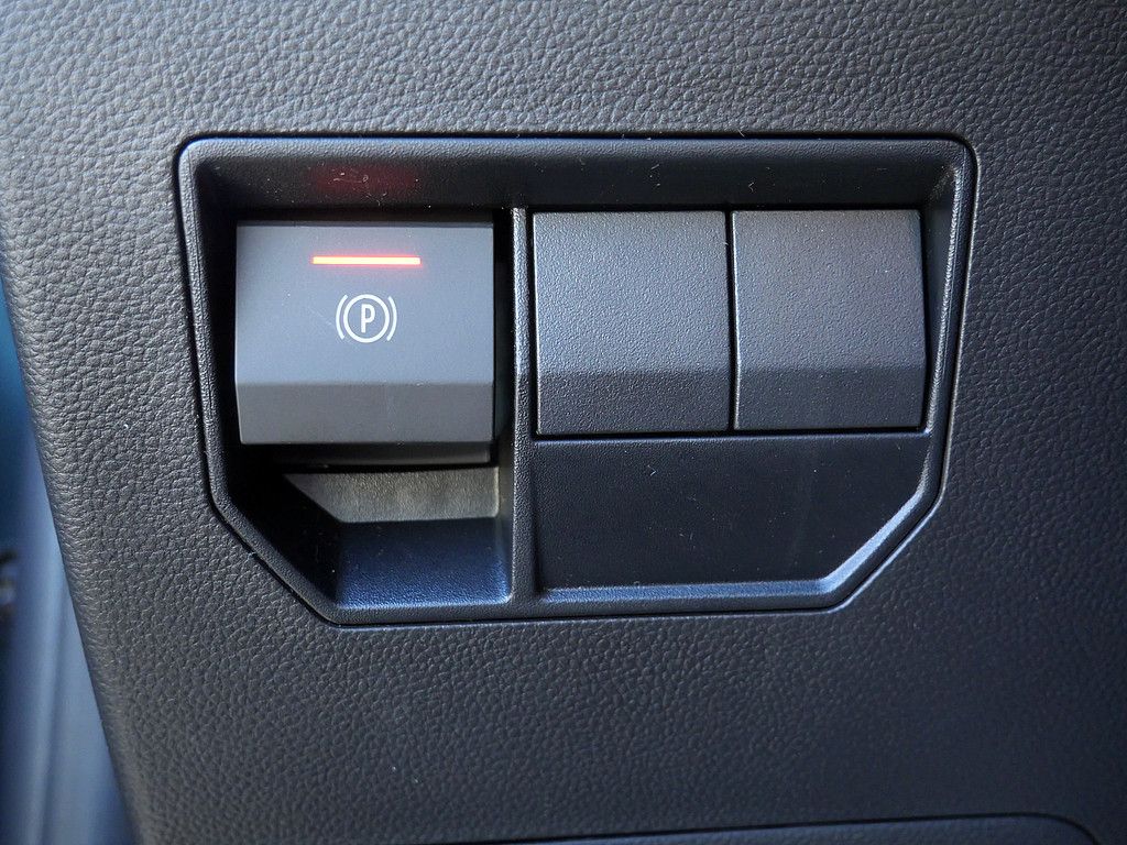 Fahrzeugabbildung Dacia Duster Journey Mild Hybrid 140