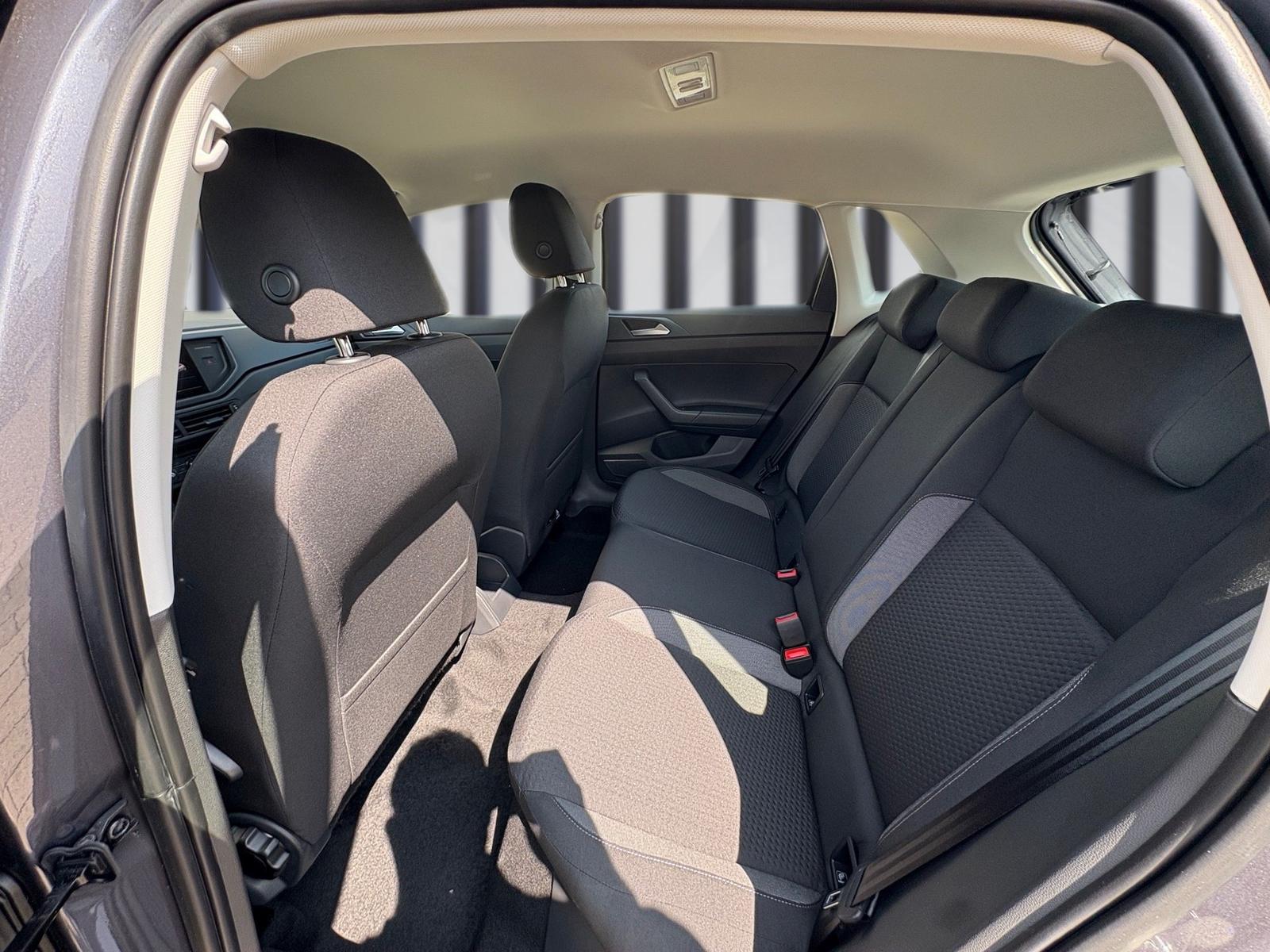 Volkswagen Polo VI 1.0TSI Sitzheizung PDC Klima AppleCarpla, миниатюра 8