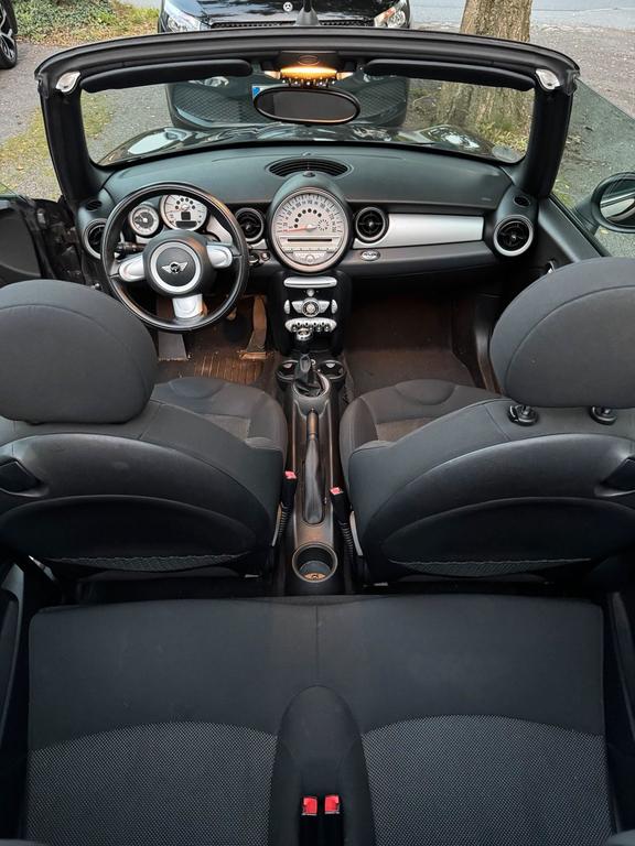MINI Cooper Cabrio