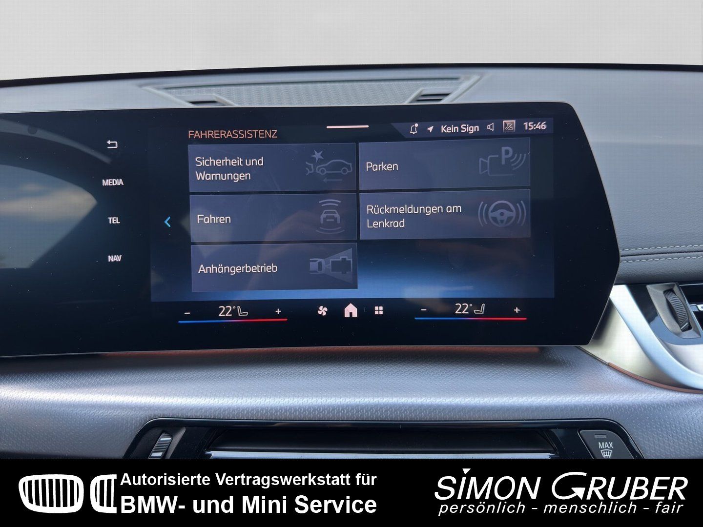 Fahrzeugabbildung BMW iX1 xDrive30 M Sport Pano el.Heckklappe AHK LED