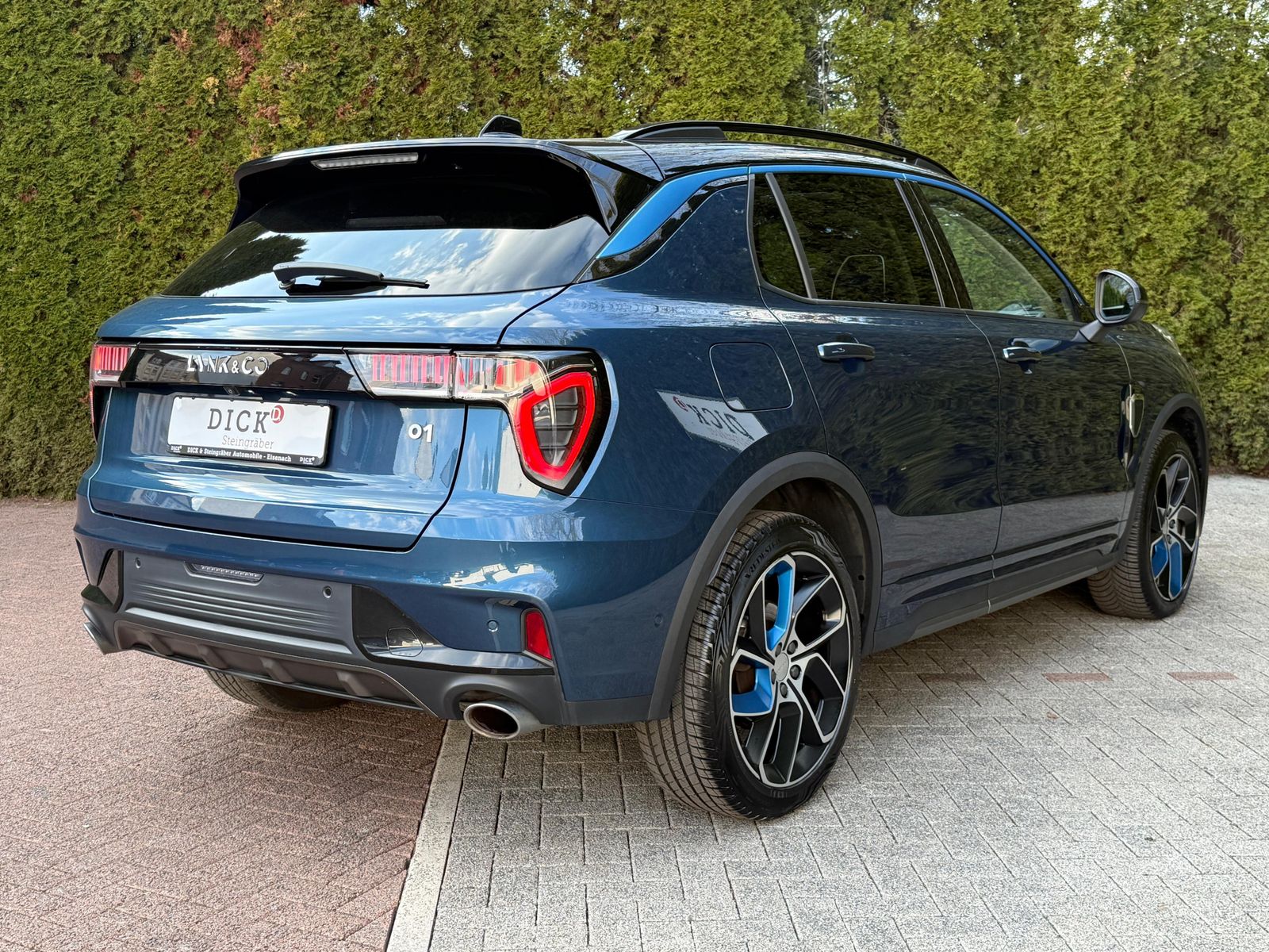 Fahrzeugabbildung Lynk&Co 01 1.5 T Aut PHEV PANO+LED+NAVI+ACC+MEMO+SHZ+360