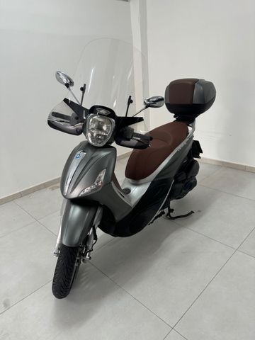 Piaggio Beverly 300 sport