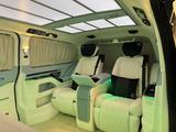 Mercedes-Benz V.I.P with TV & Luxury Seats 2025 Benzin - Mercedes-Benz V 300 New cars