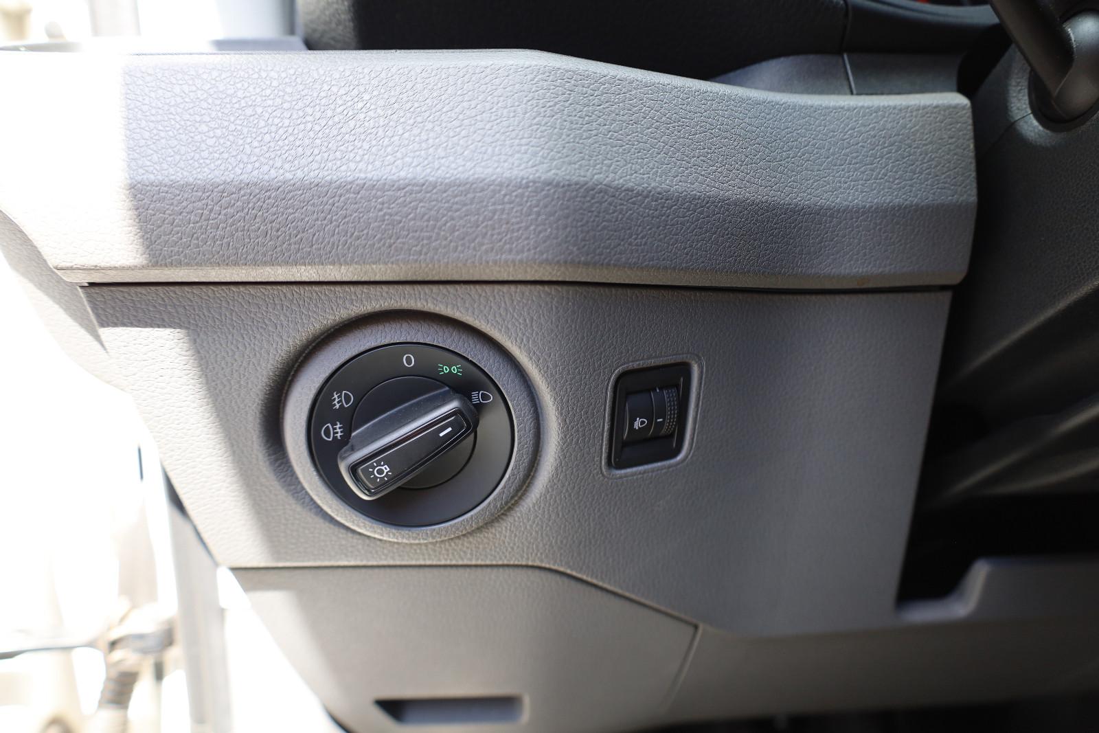 Volkswagen Crafter Kasten 35 mittellang FWD DSG KLIMA RFK, миниатюра 22