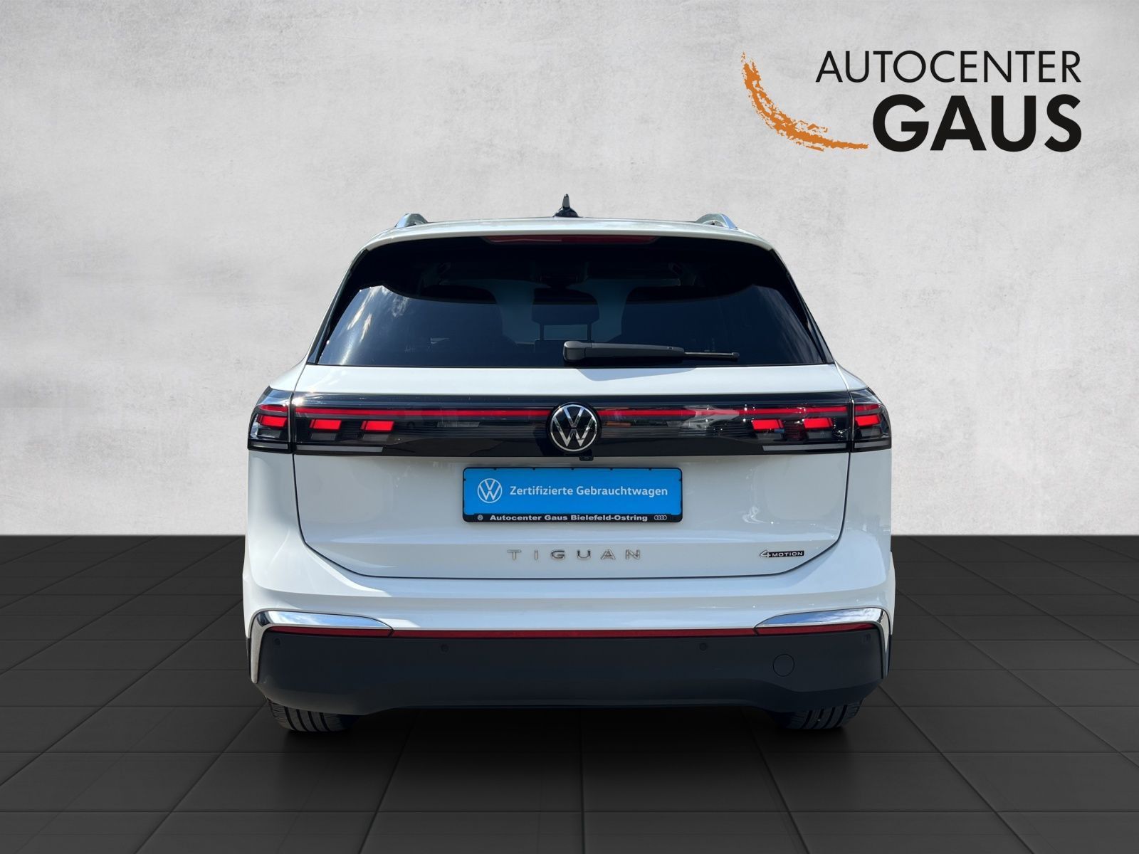 Tiguan Elegance 2.0 TDI DSG 4M Navi*ACC*Standhzg