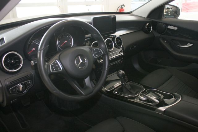 Fahrzeugabbildung Mercedes-Benz C 200d T BlueTEC Business