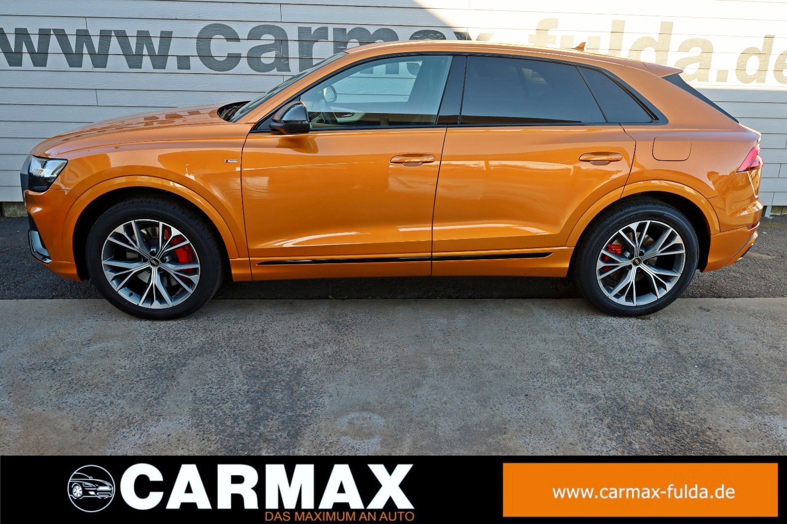 Fahrzeugabbildung Audi Q8 60 TFSI e quattro,S Line,Matrix, CarPlay, 21"