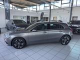 Mercedes-Benz A 180 Progressive Kamera LED Winter-P. Metallic - mit Benzin-Antrieb: Grau, Limousine, Metallic