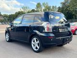 Toyota Corolla Verso 2.2 D-CAT Sol 7-Sitzer - schwarze Toyota Corolla Verso
