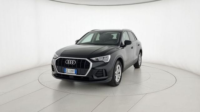 Audi Q3 35 TDI S tronic Business