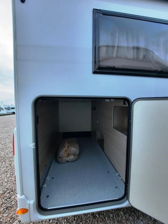 Fahrzeugabbildung Bürstner Lyseo Time Skyline 690 G Verfüg./Sparen Sie 20.3