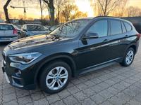 BMW X1 xDrive 20 d Adv. 8 fach bereift