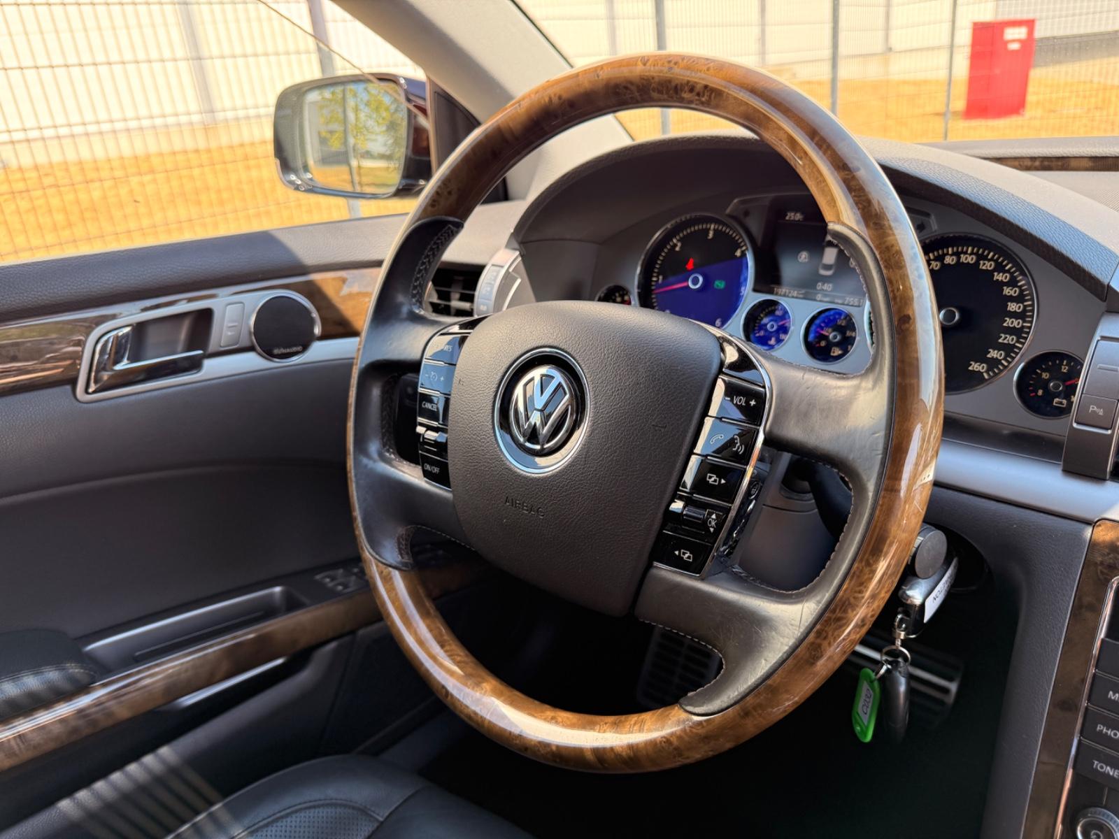 Volkswagen Phaeton 3.0 V6 TDI 5-Sitzer 4Motion*Exclusive*
