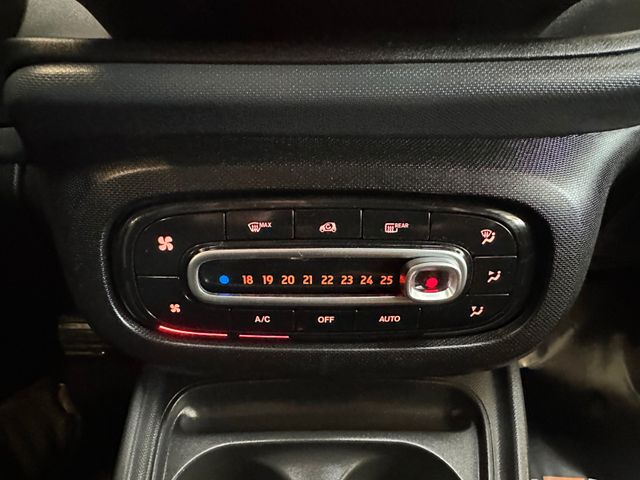 Smart ForFour Basis 52 kW *Klima*Radio*BT*Tempomat*