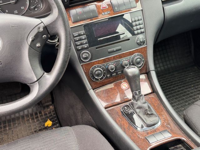Mercedes-Benz C 220