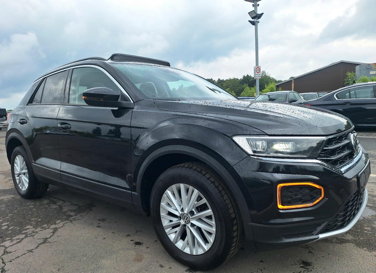 Volkswagen T-Roc Style 35 *Virtual*Nav*LED*Pano*SHZ*PDC-Cam