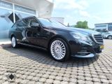 Mercedes-Benz E 200 T CGI Elegance BlueEfficiency Niveau/AHK/L - Mercedes-Benz E 200: Elegance