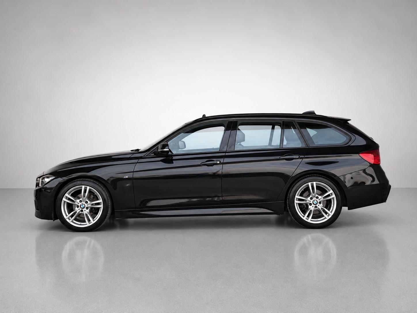 BMW 318 d*TOURING*F31*///M-PAKET*PANORAMA*LED*