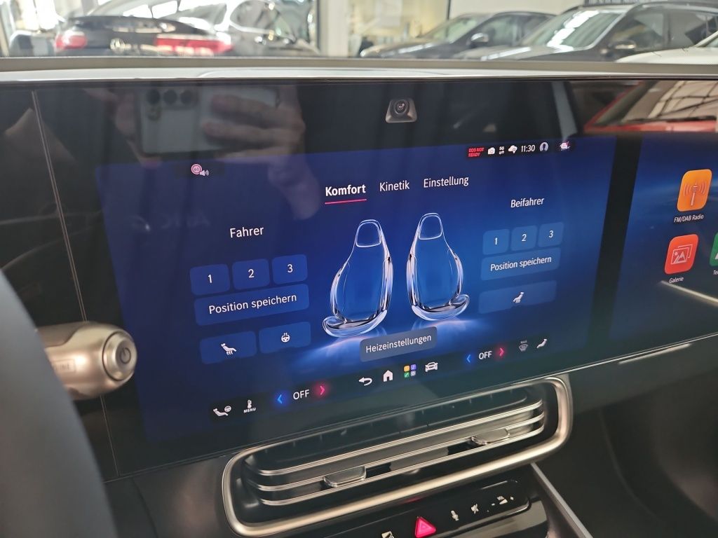Fahrzeugabbildung Mercedes-Benz GLB 200 NIGHT MULTI AHK 360GRAD MASSAGE WINTER